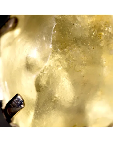 Anello in Argento con Vetro Libico del Deserto.