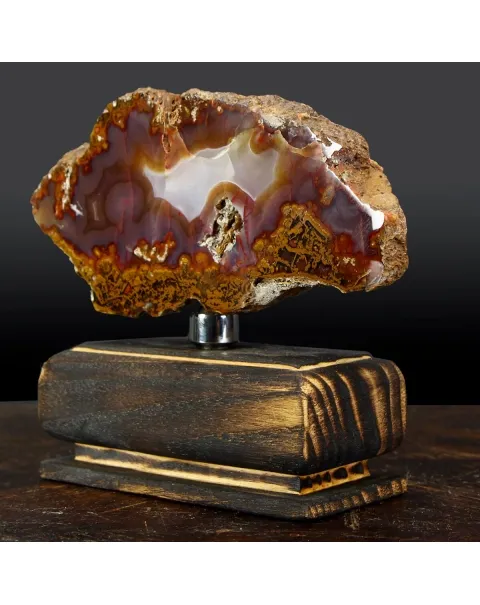 Geode Agata su piedistallo