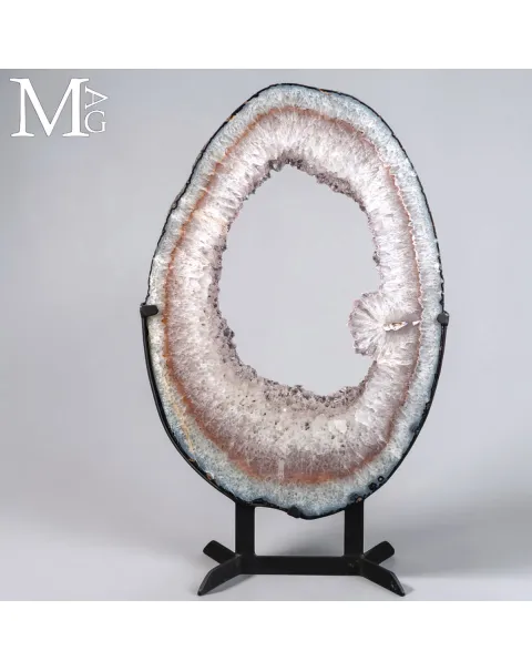 Sezione di Geode con Cristalli di Quarzo e Ametista – Brasile