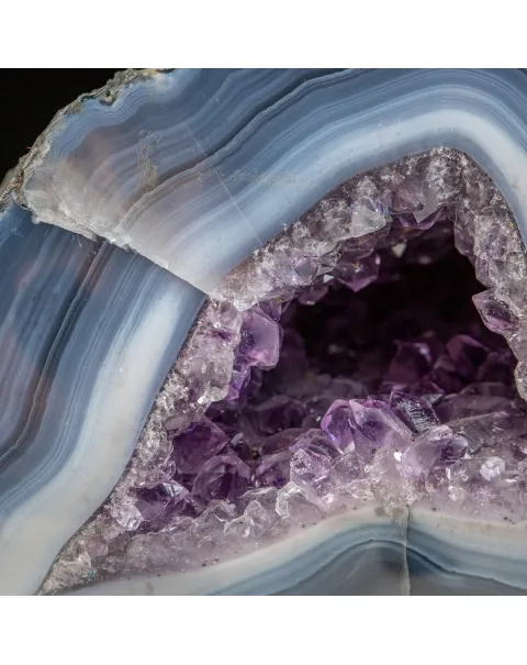 Geode Agata