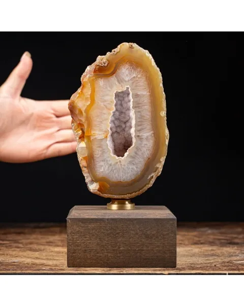Geode Agata
