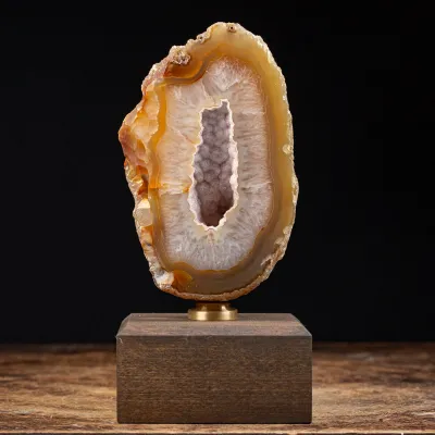 Geode Agata