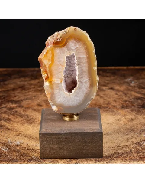 Geode Agata