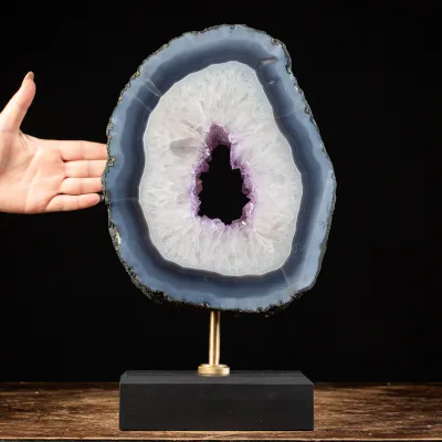 Geode Agata