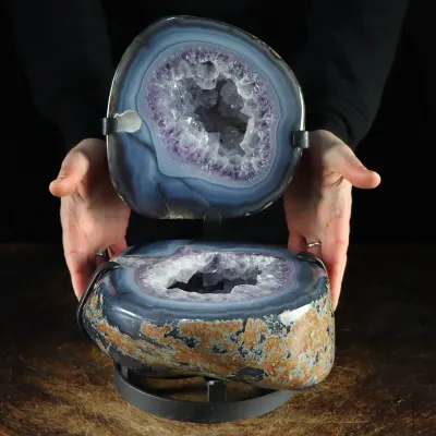 Geode Agata Sezionata su base