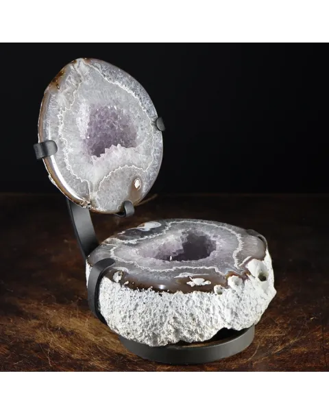 Geode Agata Sezionata su base