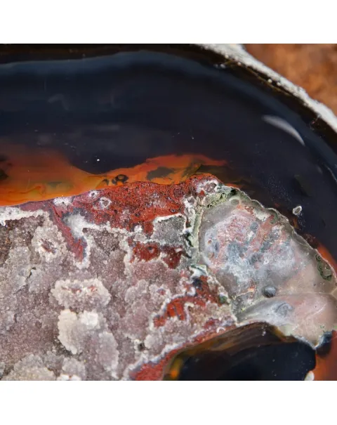 Geode Agata Sezionata su base