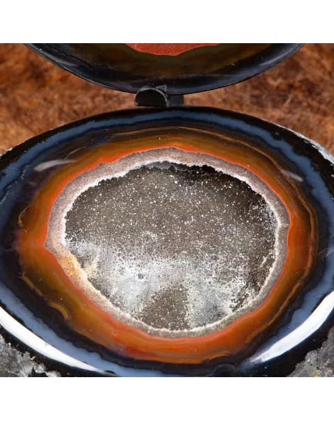 Geode Agata Sezionata su base