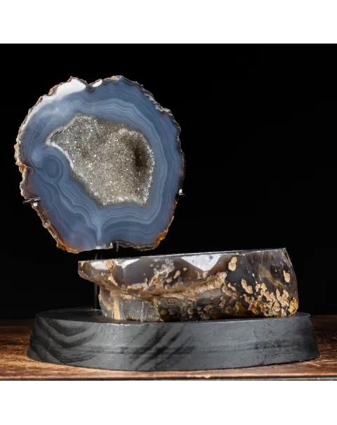 Geode Agata Sezionata su base