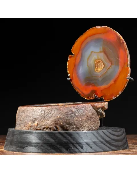 Geode Agata Sezionata su base