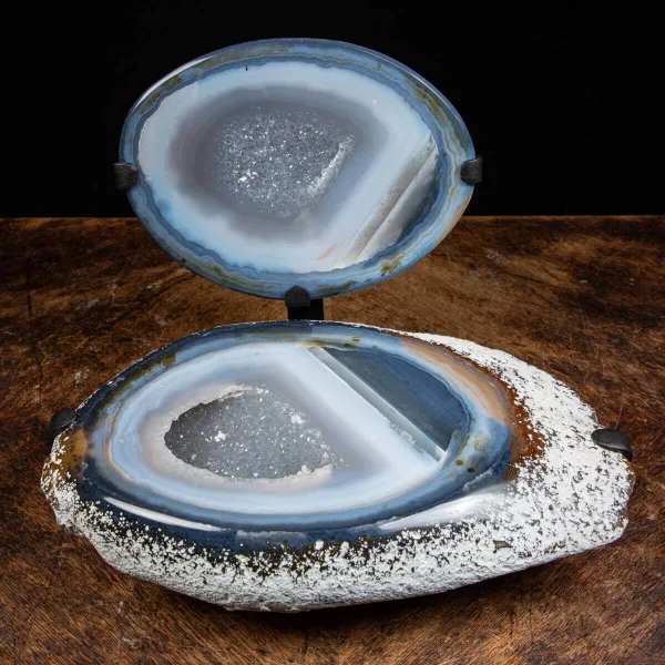 Geode Agata Sezionata Su Base