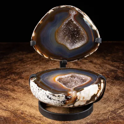 Geode Agata Sezionata su base