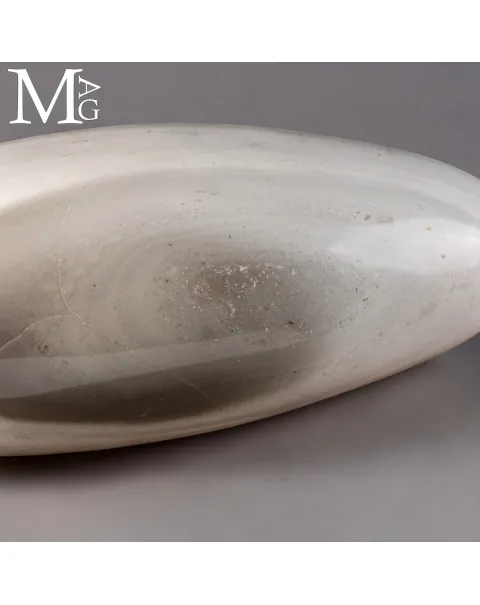 Shiva Lingam in Agata Bianca – Madagascar