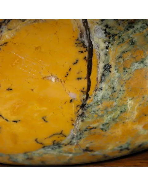 Shiva Lingam in Opale Dendritico – Simbolo di Connessione con la Terra.