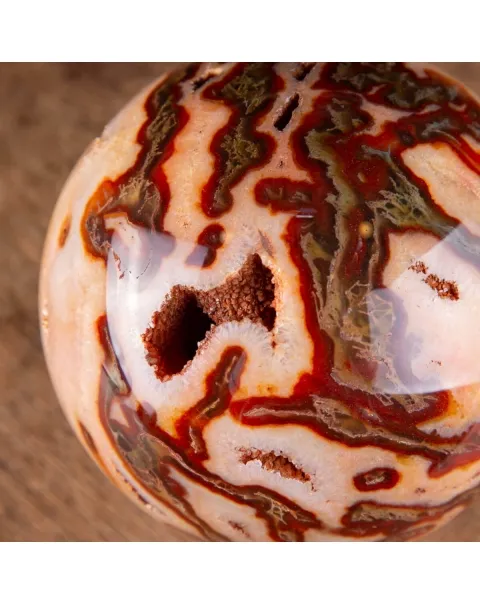 Rara Sfera di Agata Muschiata rossa