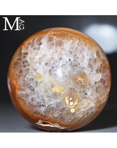 Sfera in Agata e Quarzo Ferruginoso – Geode Naturale.