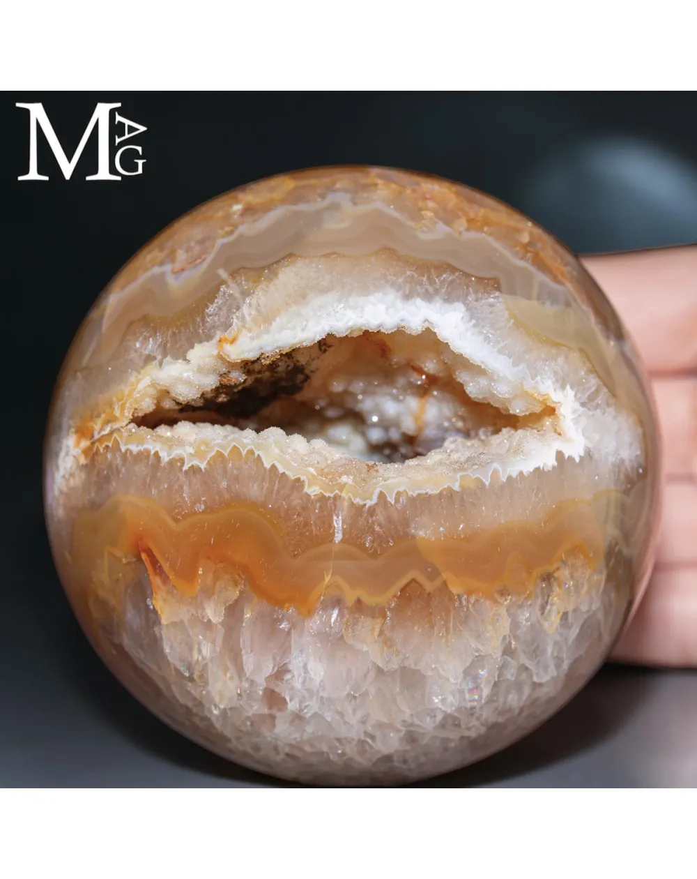 Sfera in Agata e Quarzo Ferruginoso – Geode Naturale.