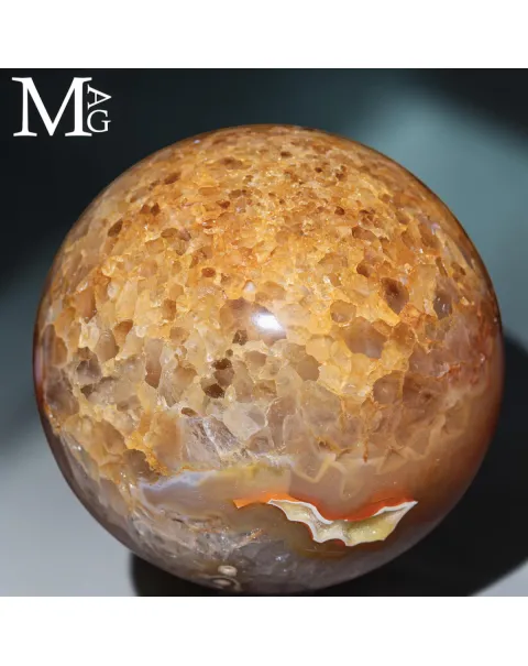 Sfera in Agata e Quarzo Ferruginoso – Geode Naturale.
