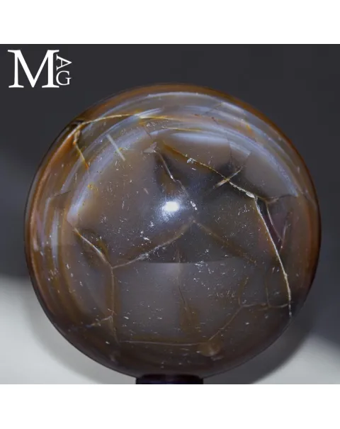 Sfera in Agata a Bande – Architetture Naturali