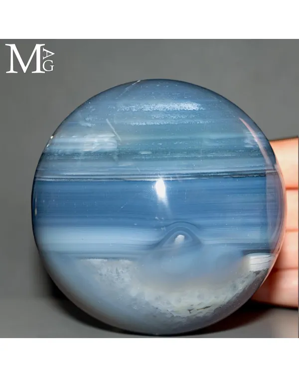 Sfera in Agata Azzurra a Bande – Un Mondo di Ghi...