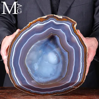 Sezione di Geode in Agata del Brasile