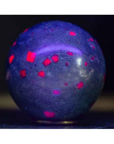 Sfera di Rubino-Fuchsite