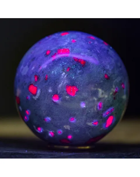 Sfera Di Rubino - Fuchsite