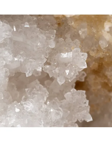 Geode Calcite su Marmo