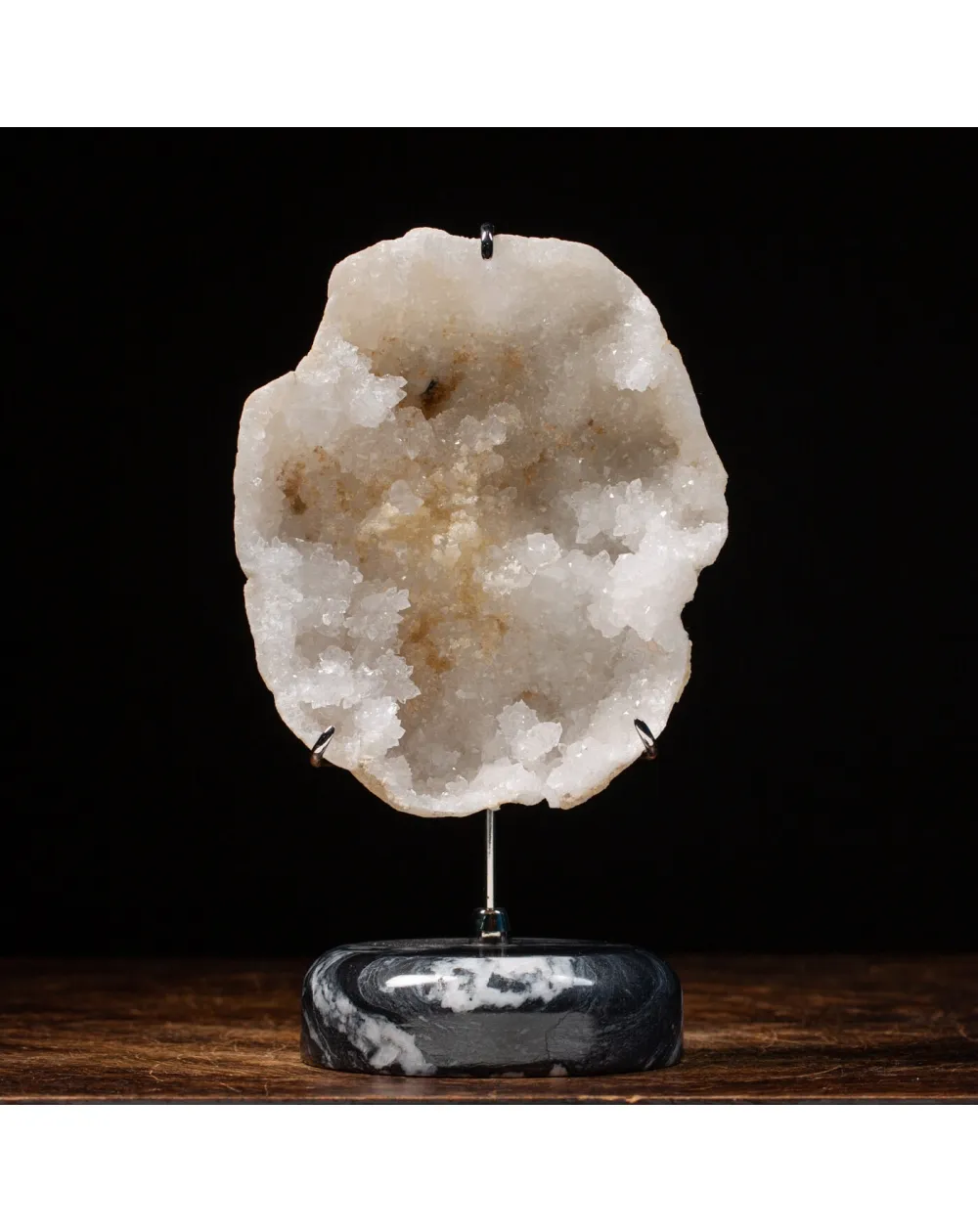Geode Calcite su Marmo