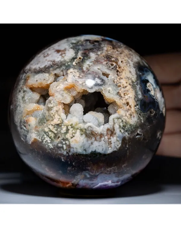 Sfera in Calcite - Geode 