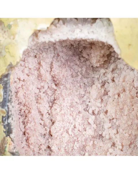Particolarissimo Geode di Quarzo Ametista: Una Meraviglia Geologica a Doppia Formazione.