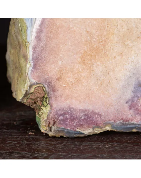 Particolarissimo Geode di Quarzo Ametista: Una Meraviglia Geologica a Doppia Formazione.