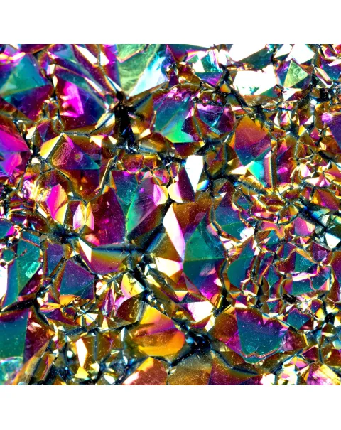 Drusa di Ametista Electroplated – Colori Iridescenti.