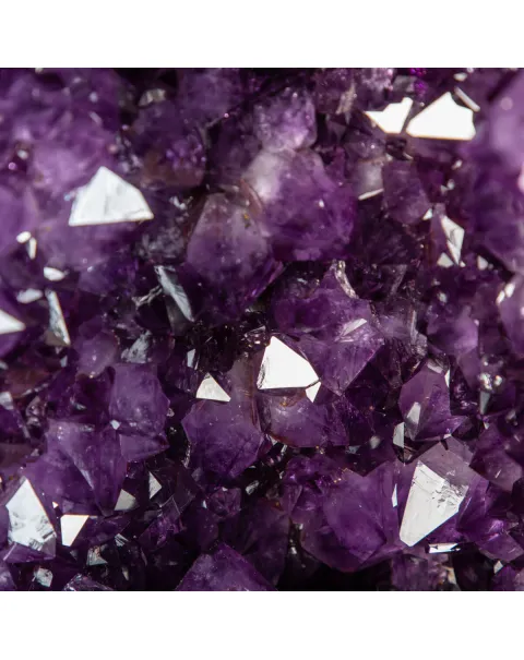 Geode di Ametista: per Spazi Raffinati.