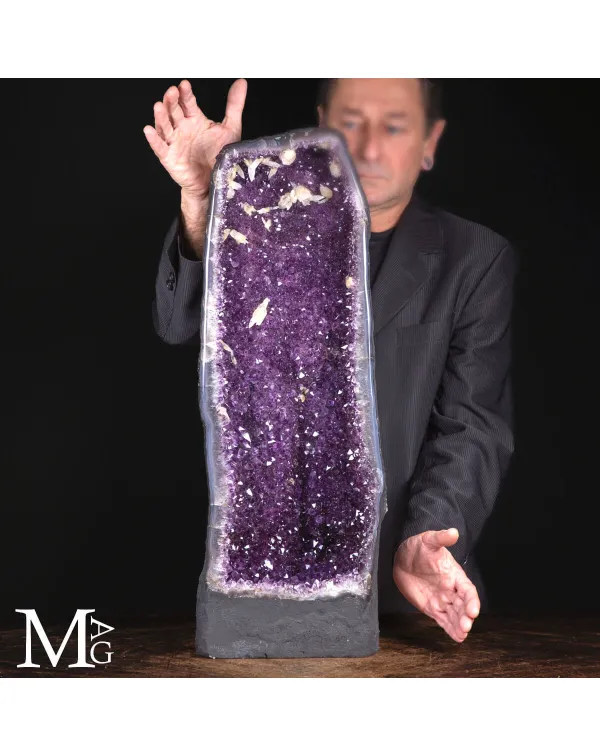 Geode di Ametista: Affascinante cattedrale di Cris...