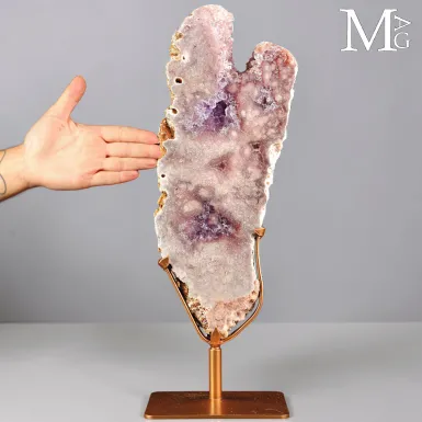 Fetta di Geode Naturale di Ametista Rosa su Base D...
