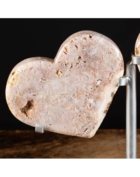 Doppio Cuore di Ametista Rosa - Simbolo di Amore e Armonia.