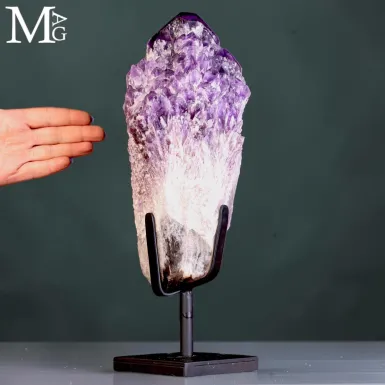 Pineapple Amethyst – Una Cattedrale di Cristalli...