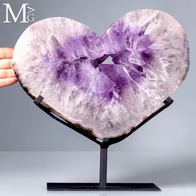 Cuore di Ametista - Fetta di Geode Cristallino.