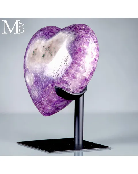 Cuore in Ametista – Scultura Unica