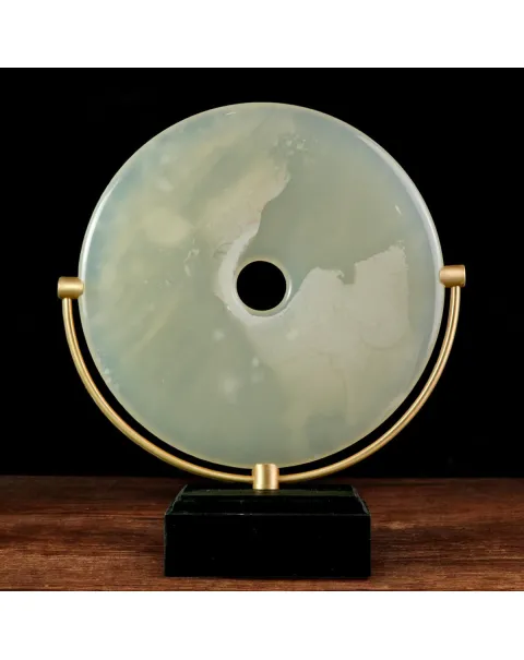 Disco di Aragonite a Forma di Donut: Armonia Ciclica.