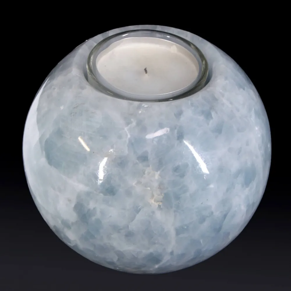 Sfera in Calcedonio con candela