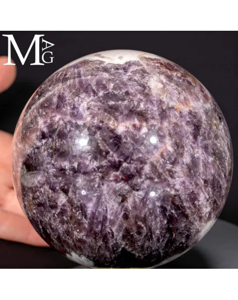 Sfera in Ametista Chevron – Origine, Tempo e Geologia