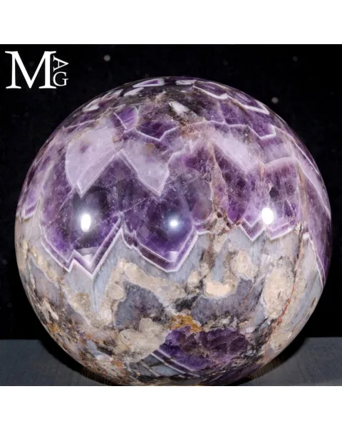 Grande Sfera - Ametista Chevron della Tanzania.