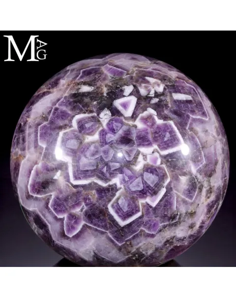 Grande Sfera - Ametista Chevron della Tanzania.