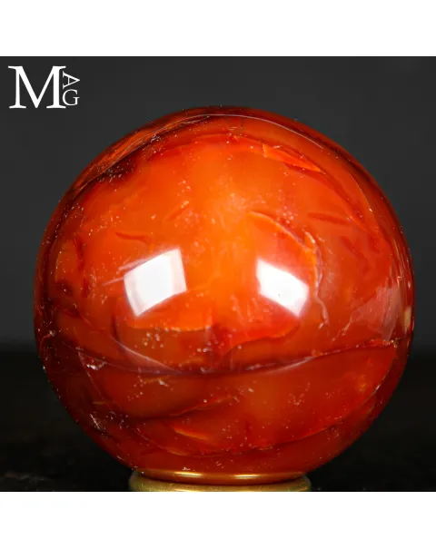 Sfera in Corniola Rossa.