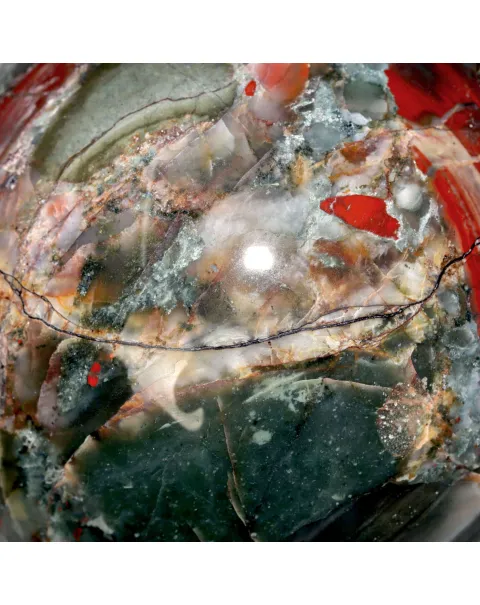Sfera di Diaspro Sangue di Drago – Connessione con la Natura.