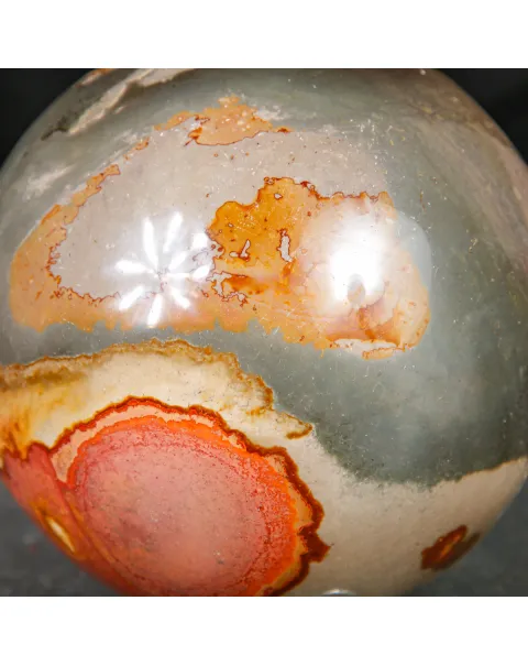 Sfera in Diaspro Policromo del Madagascar