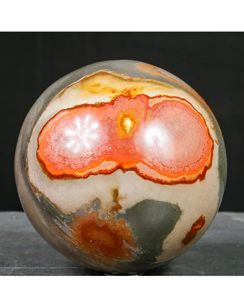 Sfera in Diaspro Policromo del Madagascar