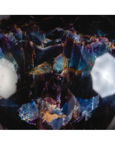 La Sfera di Fluorite Nera di Transbaikalia.